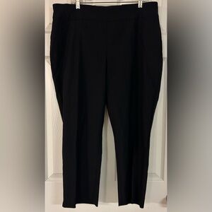 NWT Chico’s So Slimming Brigitte Slim Crop Black Size 3